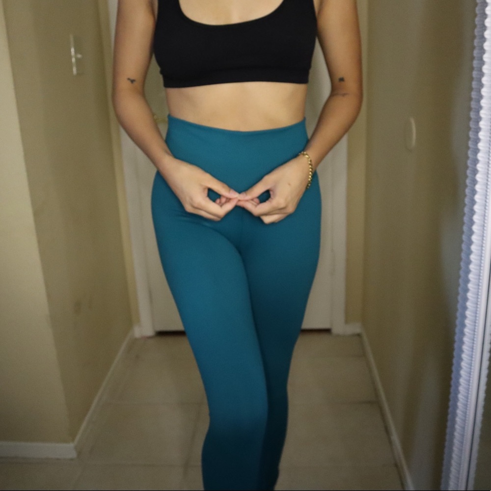 Fabletics Define High Waisted Leggings